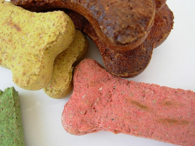 From Rubbish to Superfoods: A Mouth-Watering History of Pet Treats