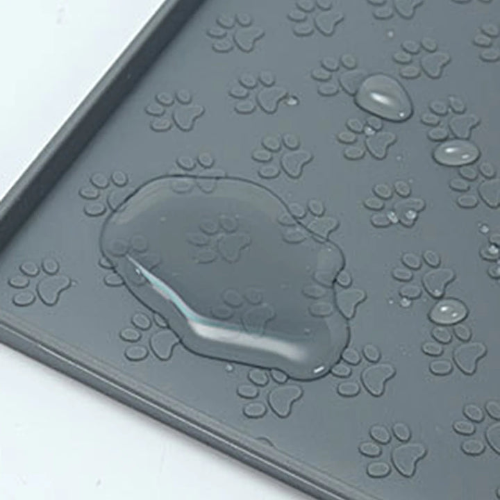 4PetsOnly Silicone Pet Eating Mat - Paw Print, Leak-Proof, Non-Slip