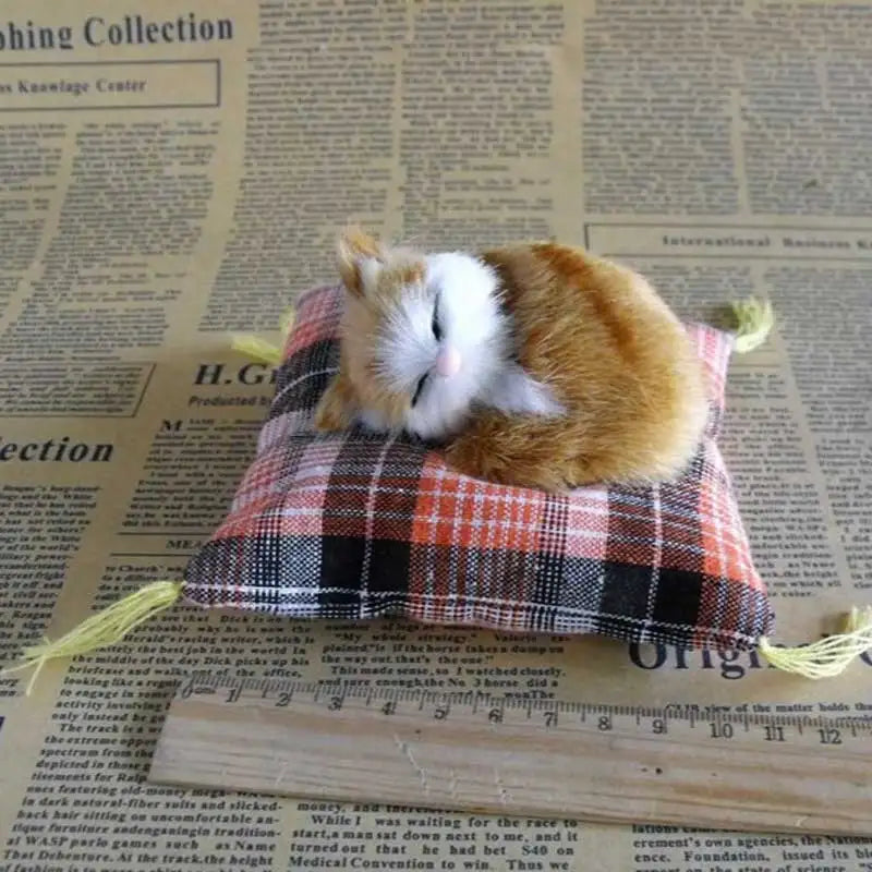 4PetsOnly Simulation Cat Plush Cushion - Decorative, Pet-Safe Ornament