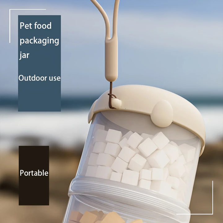 Portable Pet Travel Snack Box Cat and Dog Portable Dog Training Snack Bag Hangable Mini Snack Container Pet Walk Snack Box